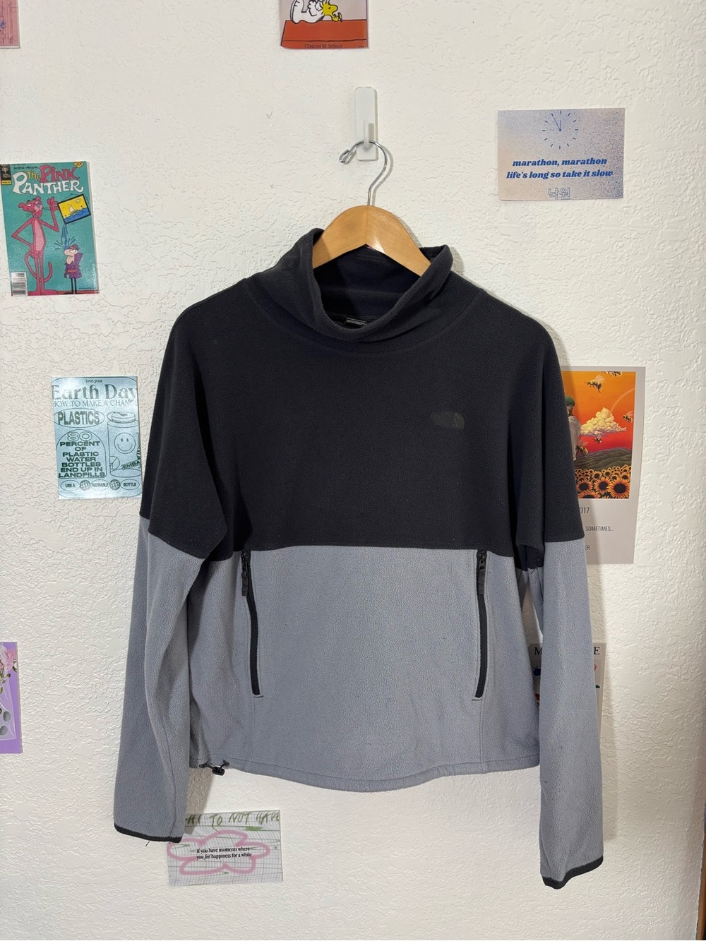 The North Face Dark Gray Women's Fleece Pullover